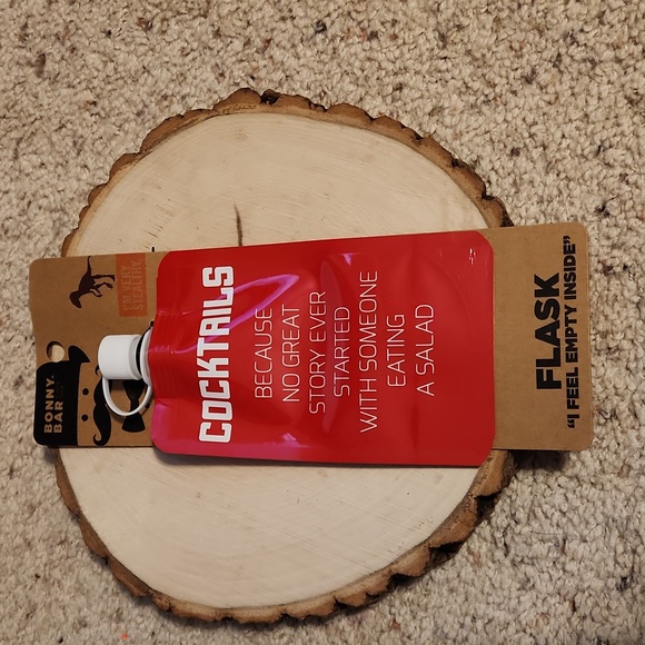 Bonny Bar Collapsible Flask Cocktails Salad Saying Design NEW - Picture 1 of 5